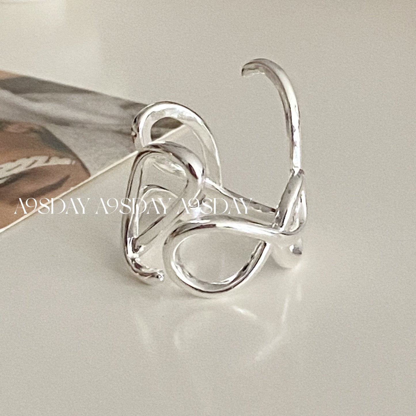 925 Silver LOVE Ring - R025