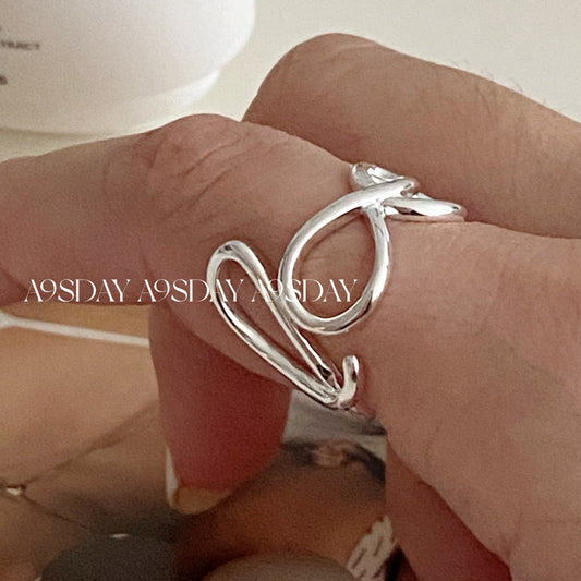 925 Silver LOVE Ring - R025