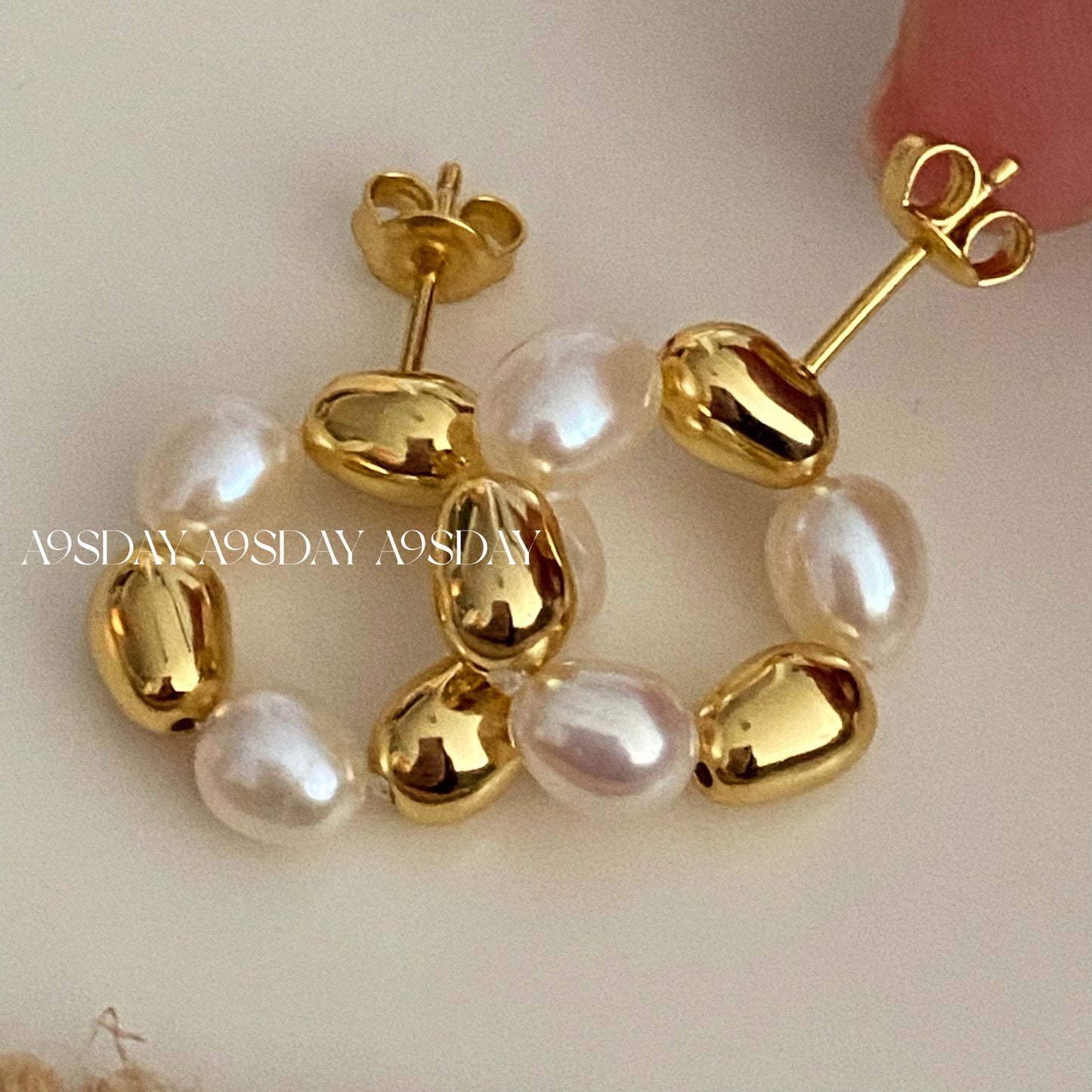 925 Silver Pearl Circle Earring - E013