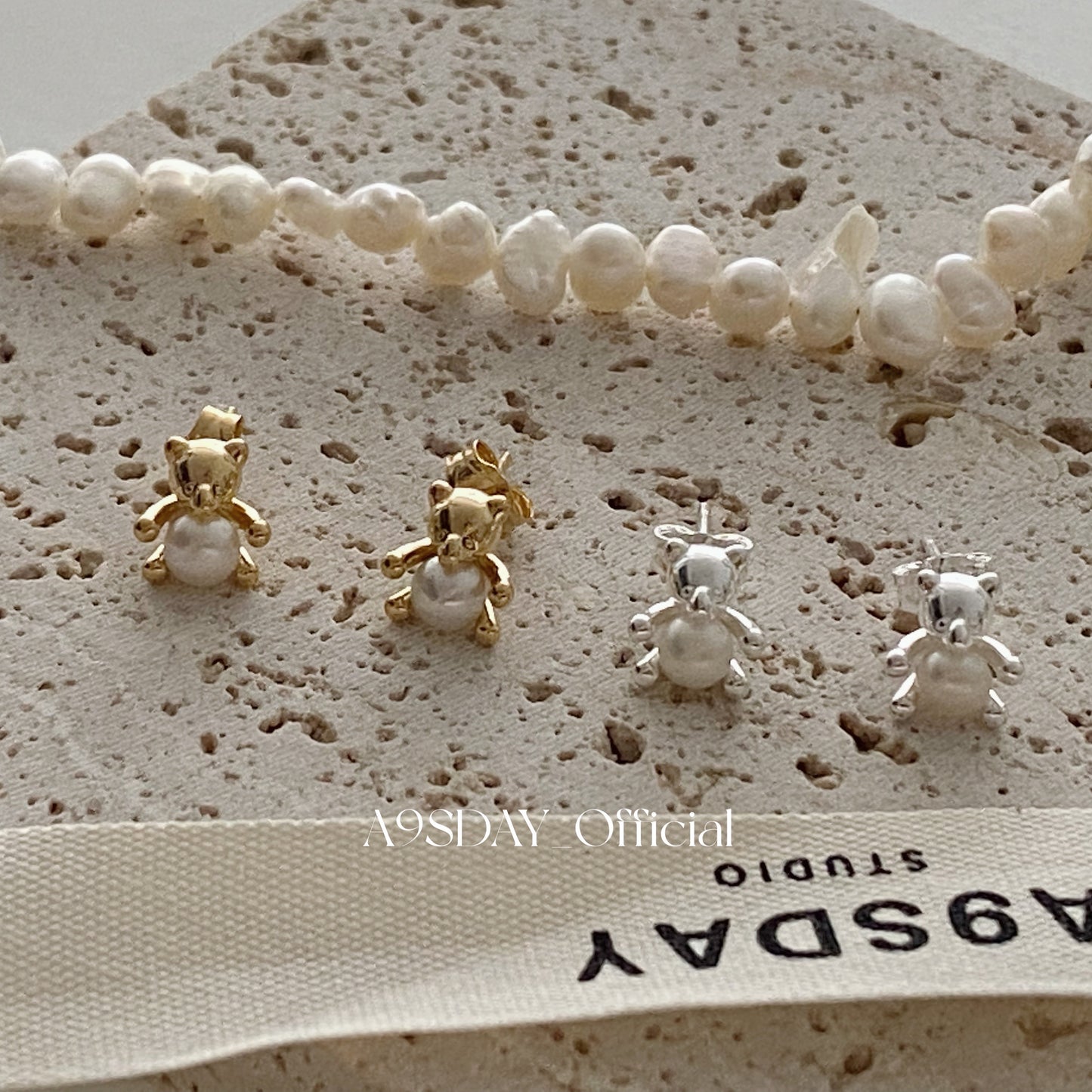 925 Mini Bear Hugging Pearl Earring - E006