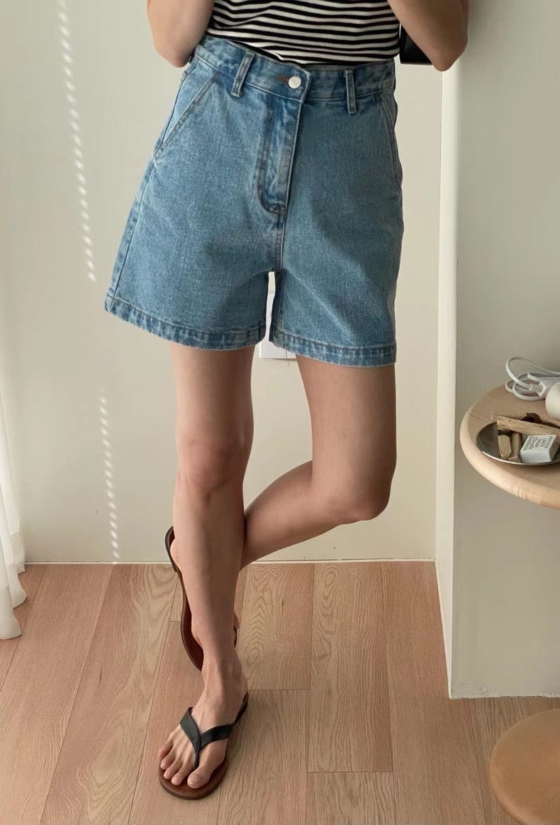 A9sday Classic Short Jeans