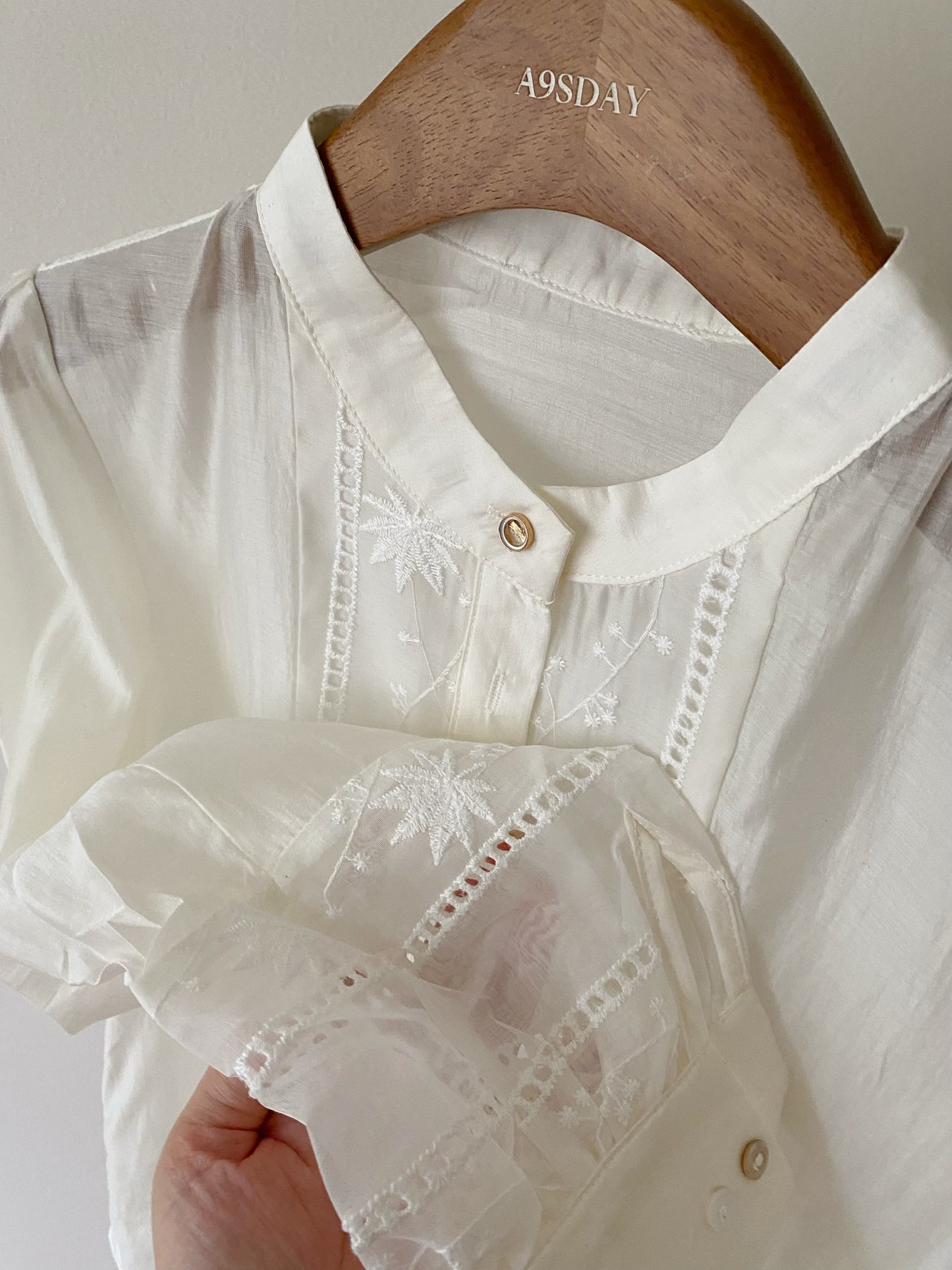 A9sday Embroidery White Blouse