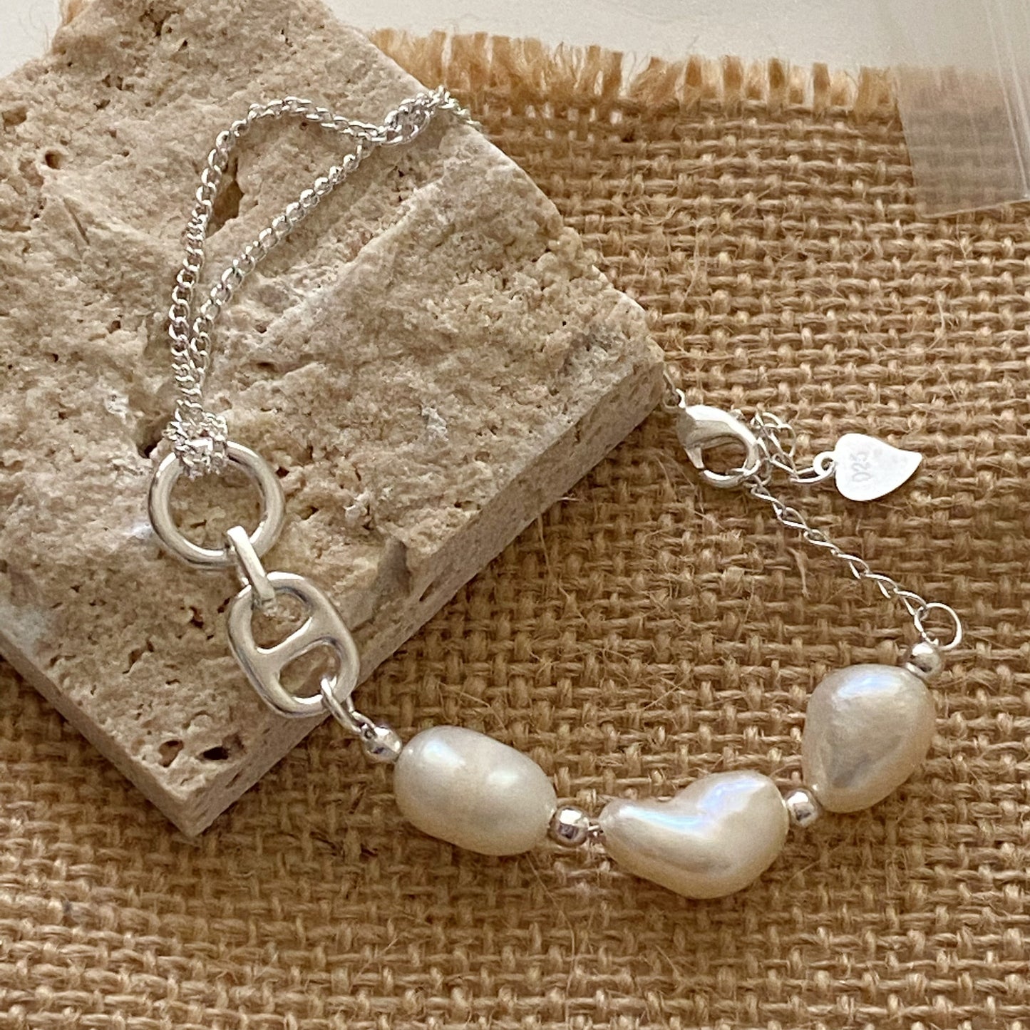 925 Silver Pearl "Bounding" Bracelet - B014